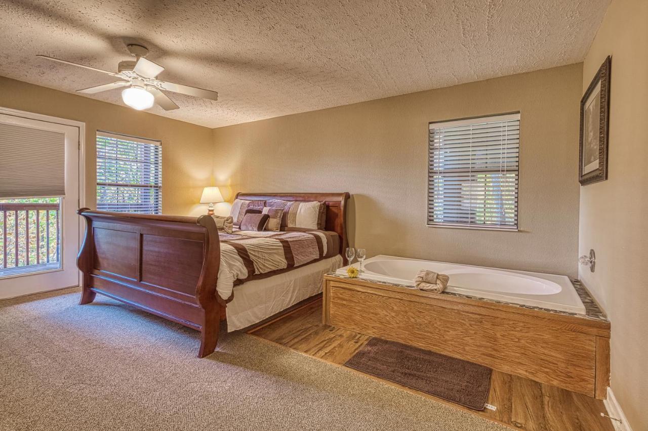 Daya, Hot Tub, Pool Table, 1089 Of Free Attraction Tickets For Each Paid Day, Dollywood And More! Gatlinburg Exterior foto