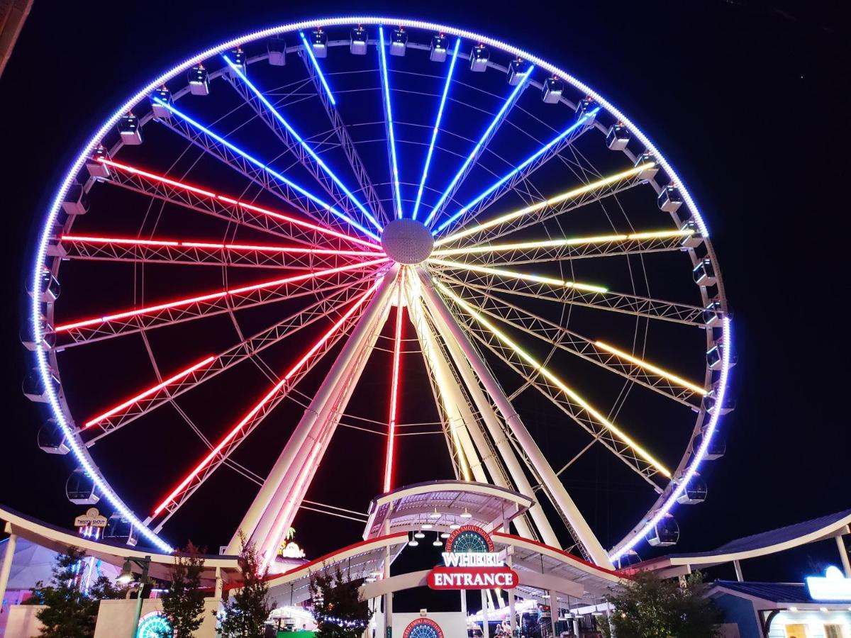 Daya, Hot Tub, Pool Table, 1089 Of Free Attraction Tickets For Each Paid Day, Dollywood And More! Gatlinburg Exterior foto