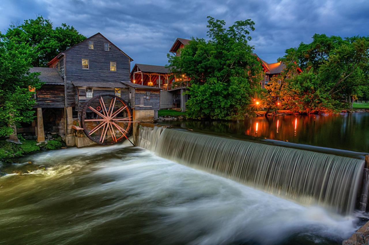 Daya, Hot Tub, Pool Table, 1089 Of Free Attraction Tickets For Each Paid Day, Dollywood And More! Gatlinburg Exterior foto